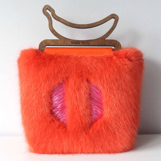 Red GIGA purse | princess.tiramisu